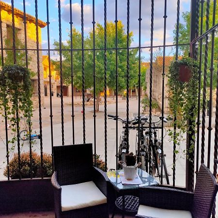 Hotel Rural Luna Llena Torremocha de Jarama エクステリア 写真